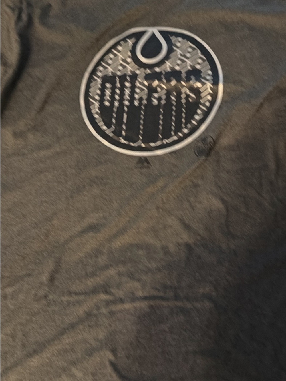 NHL Men's Dark Gray Short-Sleeve Shirt with Circular Team Emblem